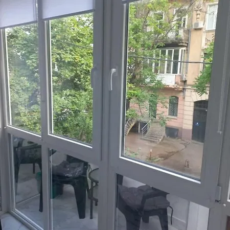 Apartment Apartment Skipper On The Italian Blvd City Center Odesa