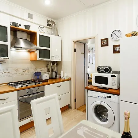 Apartment Skipper On The Italian Blvd City Center Apartment